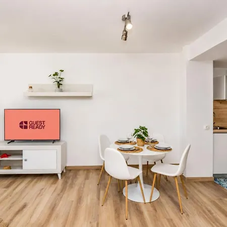 Guestready - Stylish Retreat Steps From The